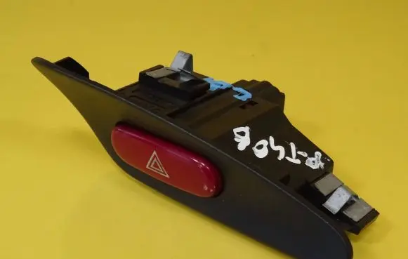 Peugeot 406 Hazard light switch 963040347A