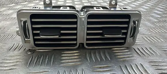 Land Rover Range Rover L405 Rear air vent grill GK52014A22AA