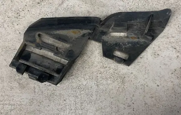 Volvo V50 Headlight/headlamp mounting bracket 30678262 BPB3A