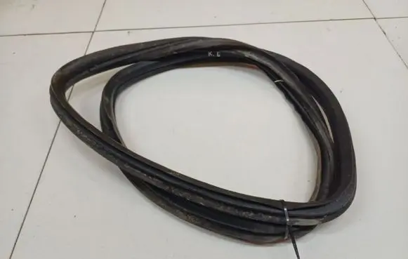 Citroen C8 Rubber seal rear door 