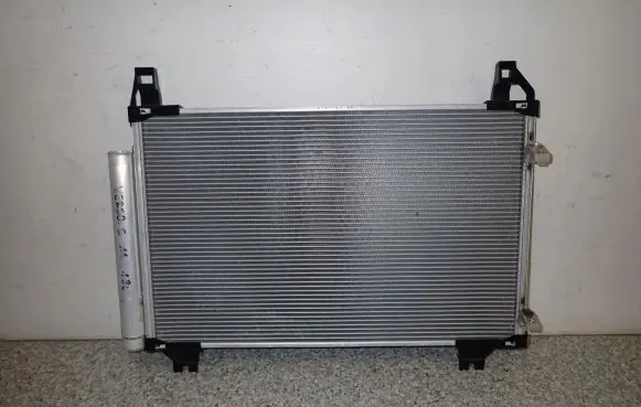 Toyota Verso A/C cooling radiator (condenser)