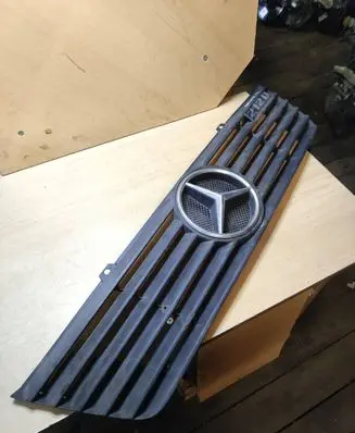Mercedes-Benz Sprinter W901 W902 W903 W904 Front grill 9018880123
