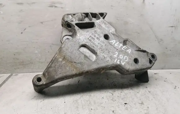 Seat Altea Engine mounting bracket 03G199207E