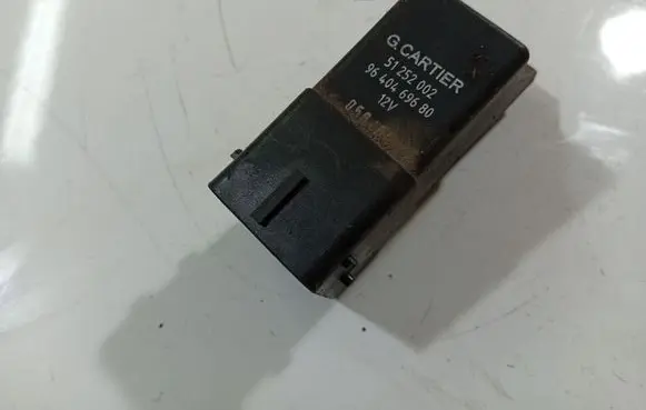 Peugeot 407 Glow plug pre-heat relay 51252002