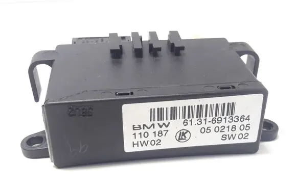 BMW 3 E46 Wing mirror control module 6913364