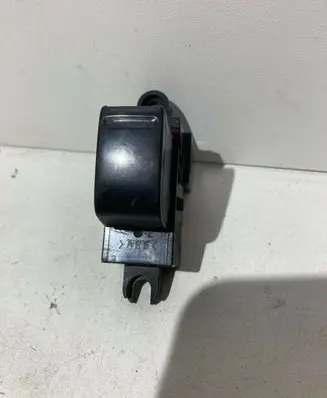 Nissan Primera Electric window control switch 25411AV600