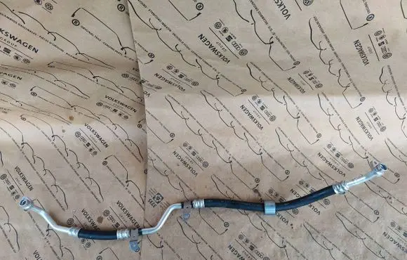 Renault Zoe Air conditioning (A/C) pipe/hose 924541321R