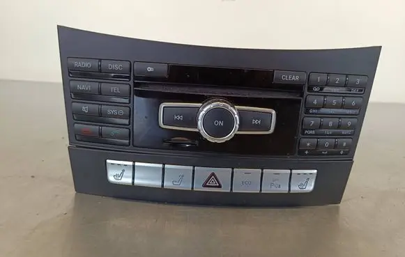 Mercedes-Benz CLS C218 X218 Radio/CD/DVD/GPS head unit A2129012504 A1669027704
