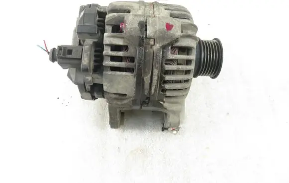 Volkswagen Polo III 6N 6N2 6NF Generator/alternator 0124315005 037903025L
