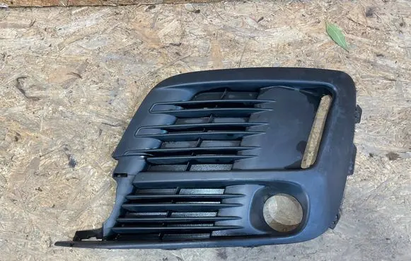 Citroen SpaceTourer M Front bumper lower grill 9811723477 S2510D233-D035-M