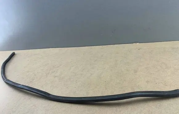 BMW 3 E90 E91 Rubber seal front coupe door window 51717163654 7163654