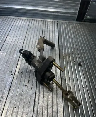 Toyota Yaris Clutch master cylinder 