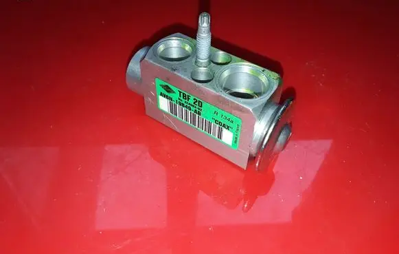 Ford C-MAX II Air conditioning (A/C) expansion valve AV6N19849AB 32456302