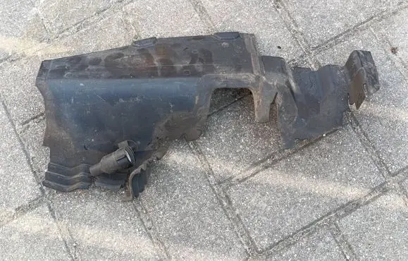 Audi A3 8Y Intercooler air guide/duct channel 8Y0121283M
