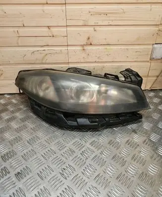 Renault Laguna II Headlight/headlamp 8200354743