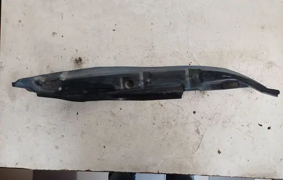 Suzuki Swift I Fender end trim 7235263J0