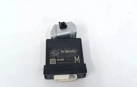 Subaru Outback (BT) Light module LCM 84051AN001 357006041F