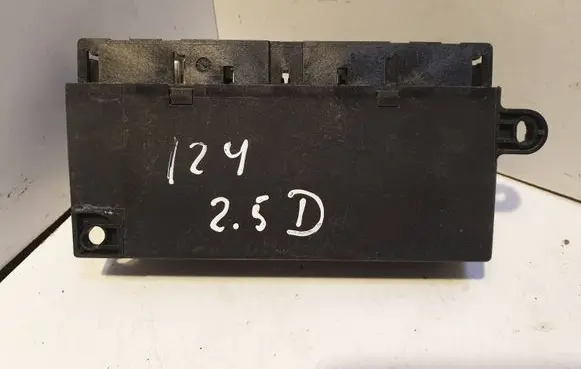 Mercedes-Benz E W124 Comfort/convenience module 2028201026 05072040