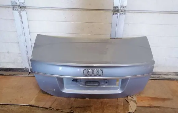 Audi A6 S6 C6 4F Tailgate/trunk/boot lid