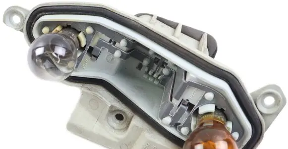 Opel Vectra C Tail light bulb cover holder 443042 443046