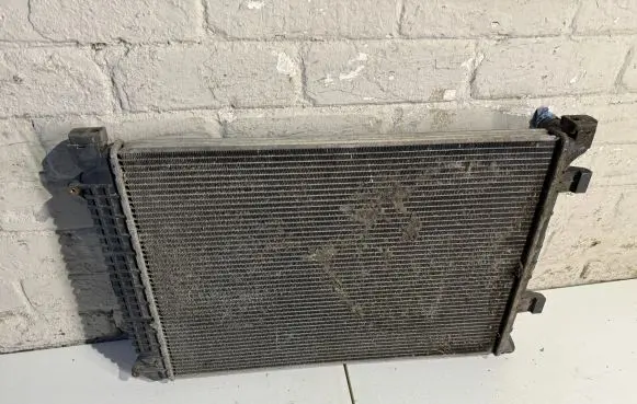 Audi A6 S6 C5 4B Coolant radiator 4B0121251 1537885