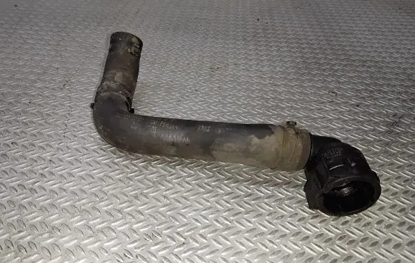 Volkswagen Golf V Engine coolant pipe/hose 1K0122157D