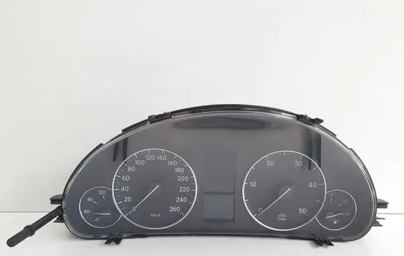 Mercedes-Benz C W203 Speedometer (instrument cluster) A2035401148