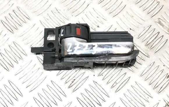 Toyota Avensis T250 Front door interior handle 50594A1