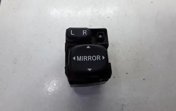 Toyota RAV 4 (XA30) Wing mirror switch NOCODE
