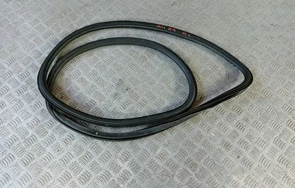 Audi A4 S4 B9 Front door rubber seal 8W0831721