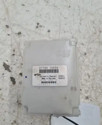 Nissan Juke I F15 Air conditioner control unit module 277601KK0A