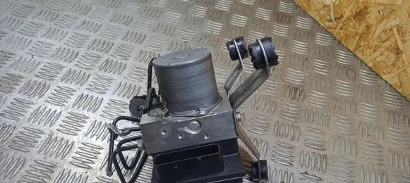 BMW Z4 E89 ABS Pump 6797782