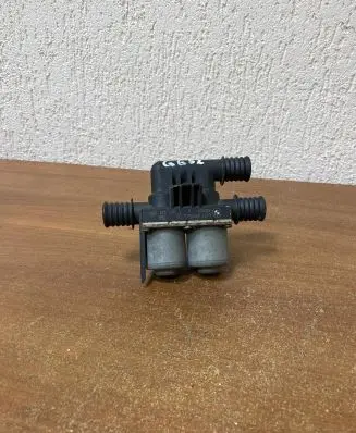 BMW X5 E70 Coolant heater control valve 6411691054406 100901