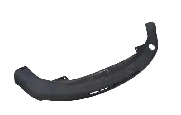 Front bumper lip