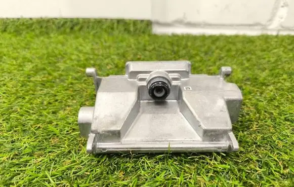 Windshield/windscreen camera