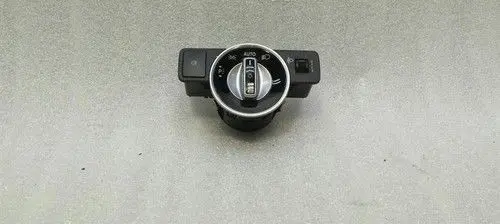 Mercedes-Benz SLK R172 Headlight level height control switch A2049053103
