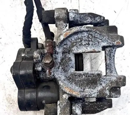 Ford Fusion II Rear brake caliper DG9C2D250A
