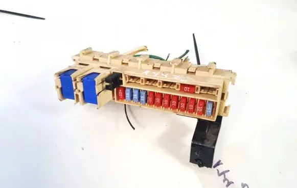 Nissan Micra Fuse box set