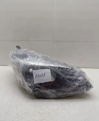 Toyota Yaris Headlight/headlamp 0D201HB2