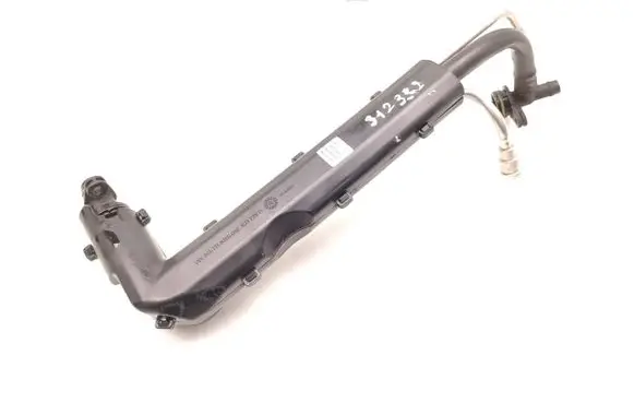 Audi A4 S4 B9 Air conditioning (A/C) pipe/hose 04E103729D