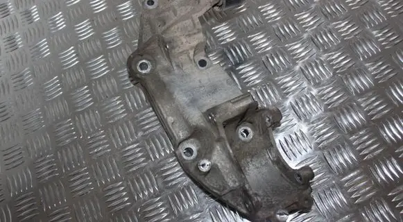 Generator/alternator bracket
