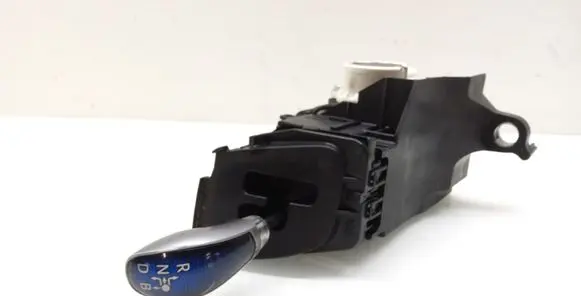 Toyota Prius+ (ZVW40) Gear shifter/selector 75G616LHD
