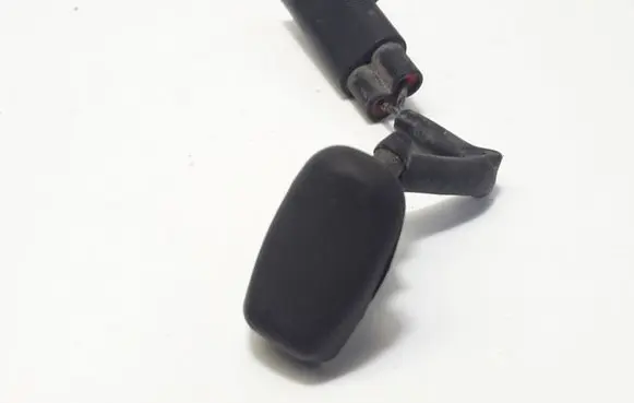 Ford Focus Windshield washer spray nozzle 