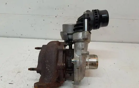 Opel Vivaro Turbo 54389700018 8201067824