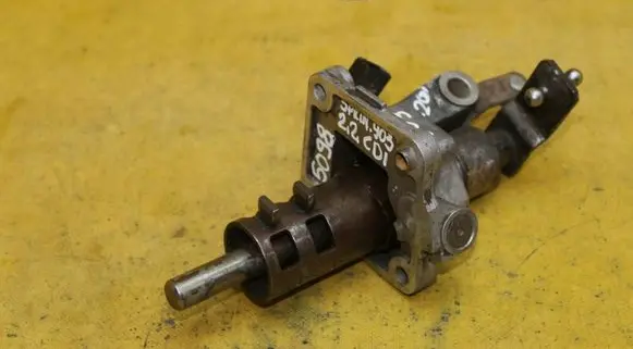 Mercedes-Benz Sprinter W901 W902 W903 W904 EGR valve