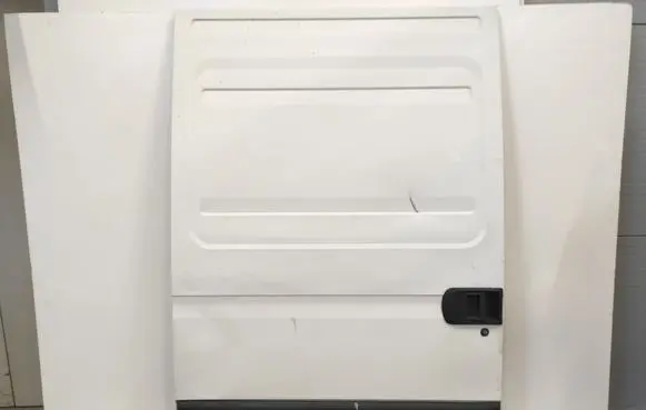 Iveco Daily 35.8 - 9 Side sliding door 