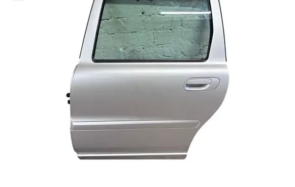 Rear door