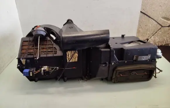 Jeep Cherokee XJ Interior heater climate box assembly 