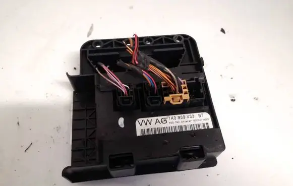 Volkswagen Golf V Comfort/convenience module 1k0959433bt