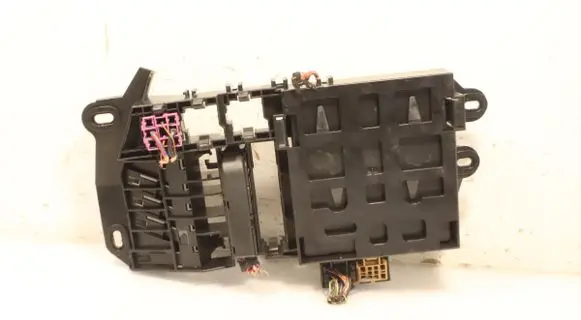 Audi A6 S6 C6 4F Central body control module 5DK008762-2